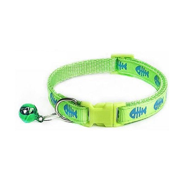 Collier pour chat vert ajustable avec clochette - La boite à Penny